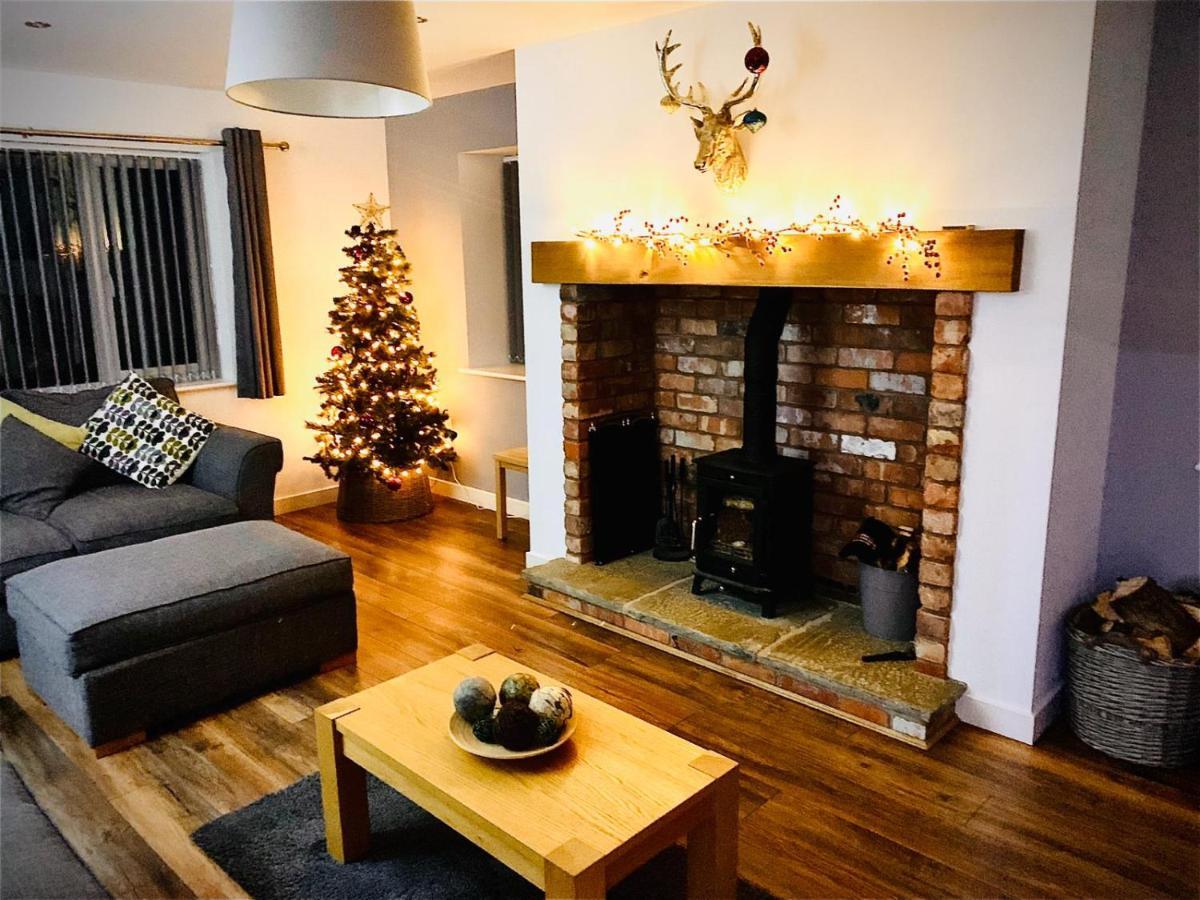 Holiday home Maen Llwyd Llanyre